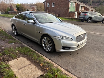 Used Jaguar XJ 2010 for sale - 76648120: Photo