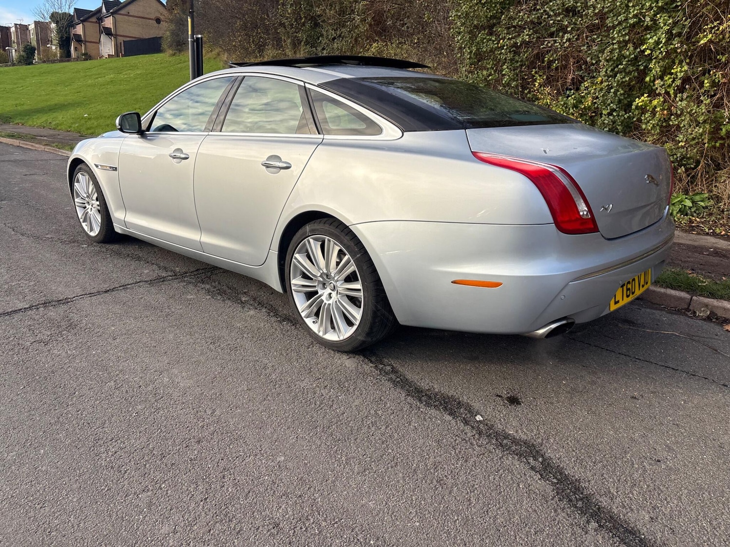 Used Jaguar XJ 2010 for sale - 76648120: Photo 44
