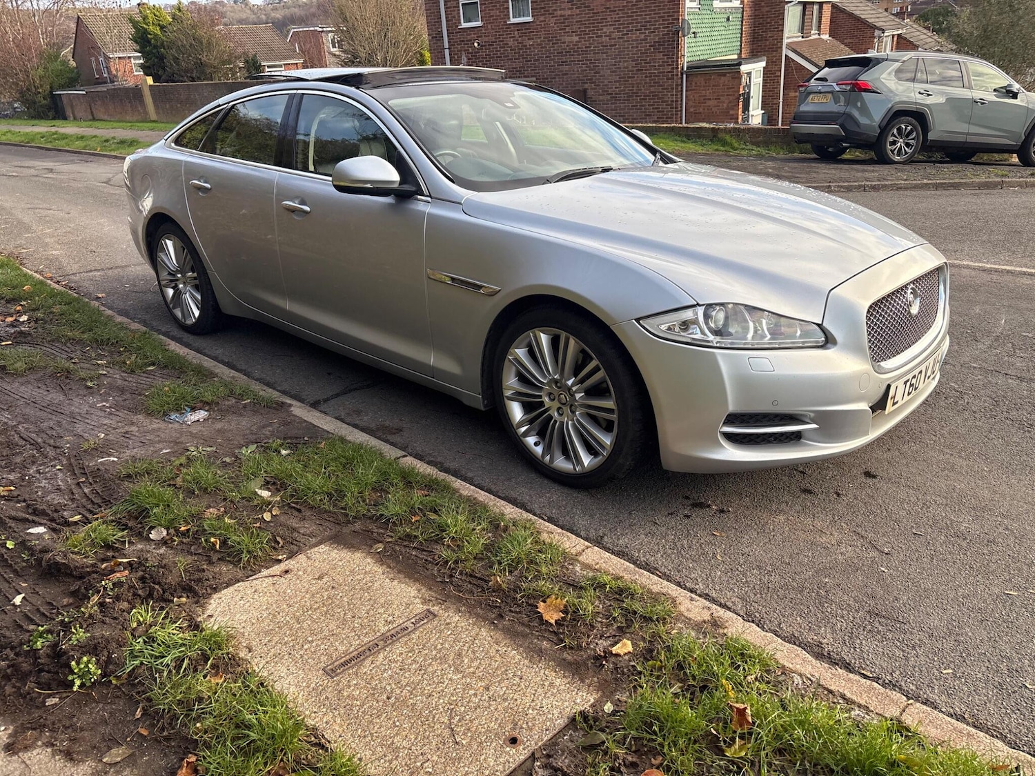 Used Jaguar XJ 2010 for sale - 76648120: Photo 45