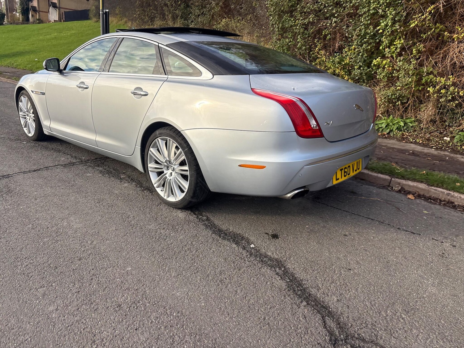 Used Jaguar XJ 2010 for sale - 76648120: Photo 46