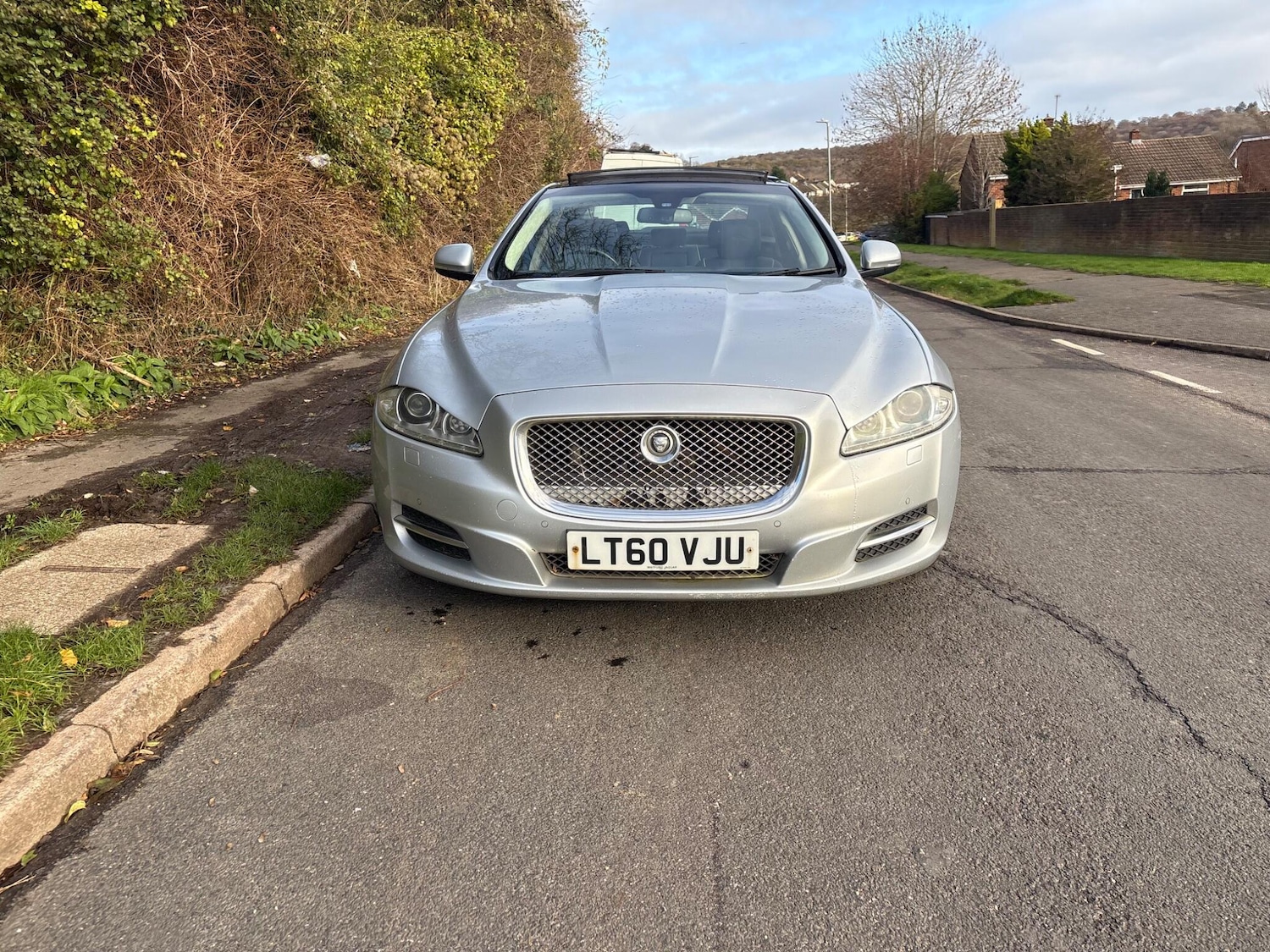 Used Jaguar XJ 2010 for sale - 76648120: Photo 60