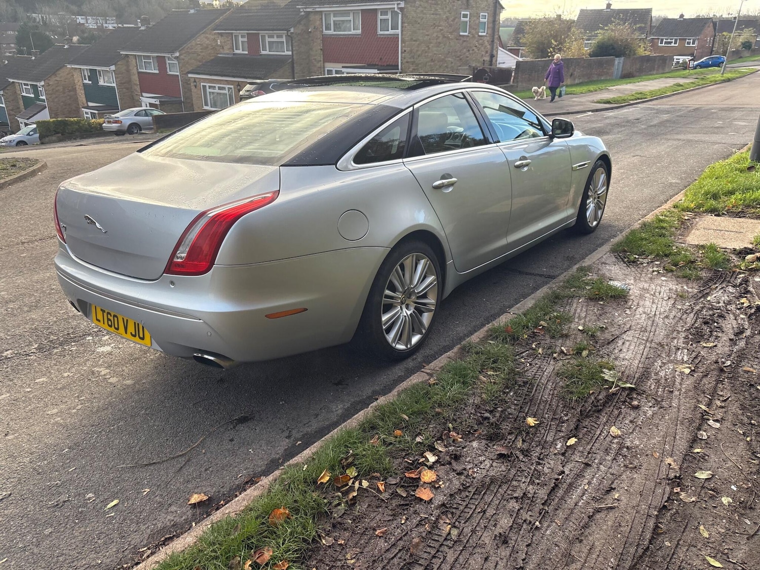 Used Jaguar XJ 2010 for sale - 76648120: Photo 8