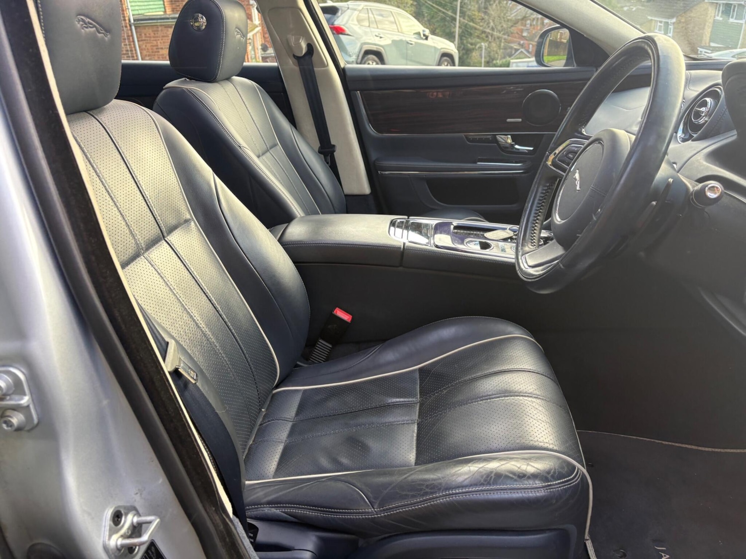 Used Jaguar XJ 2010 for sale - 76648120: Photo 94