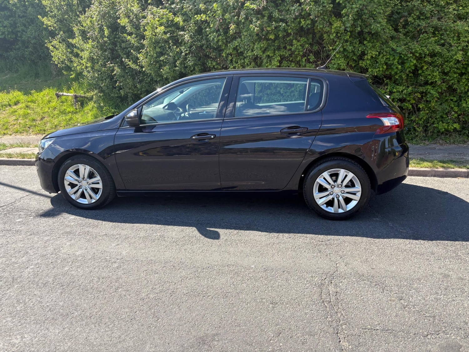 Used Peugeot 308 2016 for sale - 76648127: Photo 13