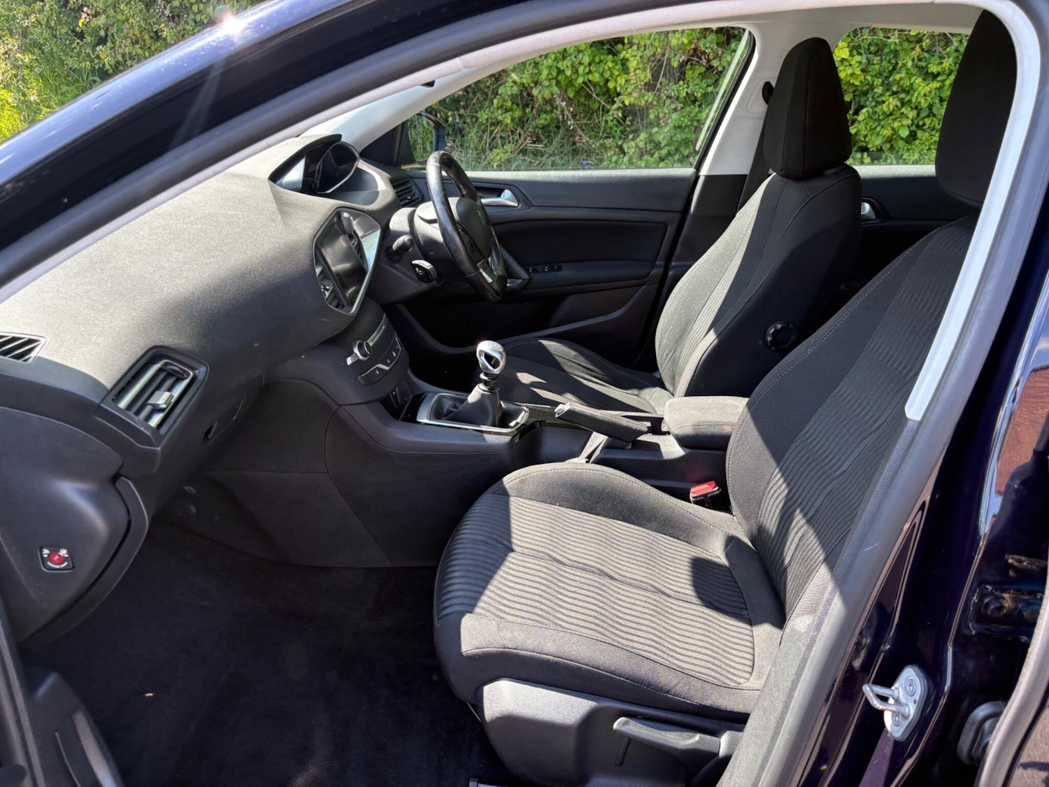 Used Peugeot 308 2016 for sale - 76648127: Photo 23