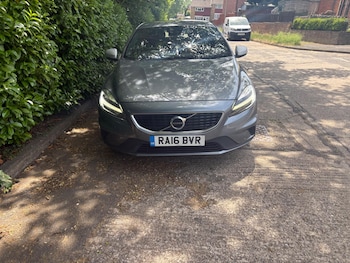 Used Volvo V40 2016 for sale - 78763914: Photo