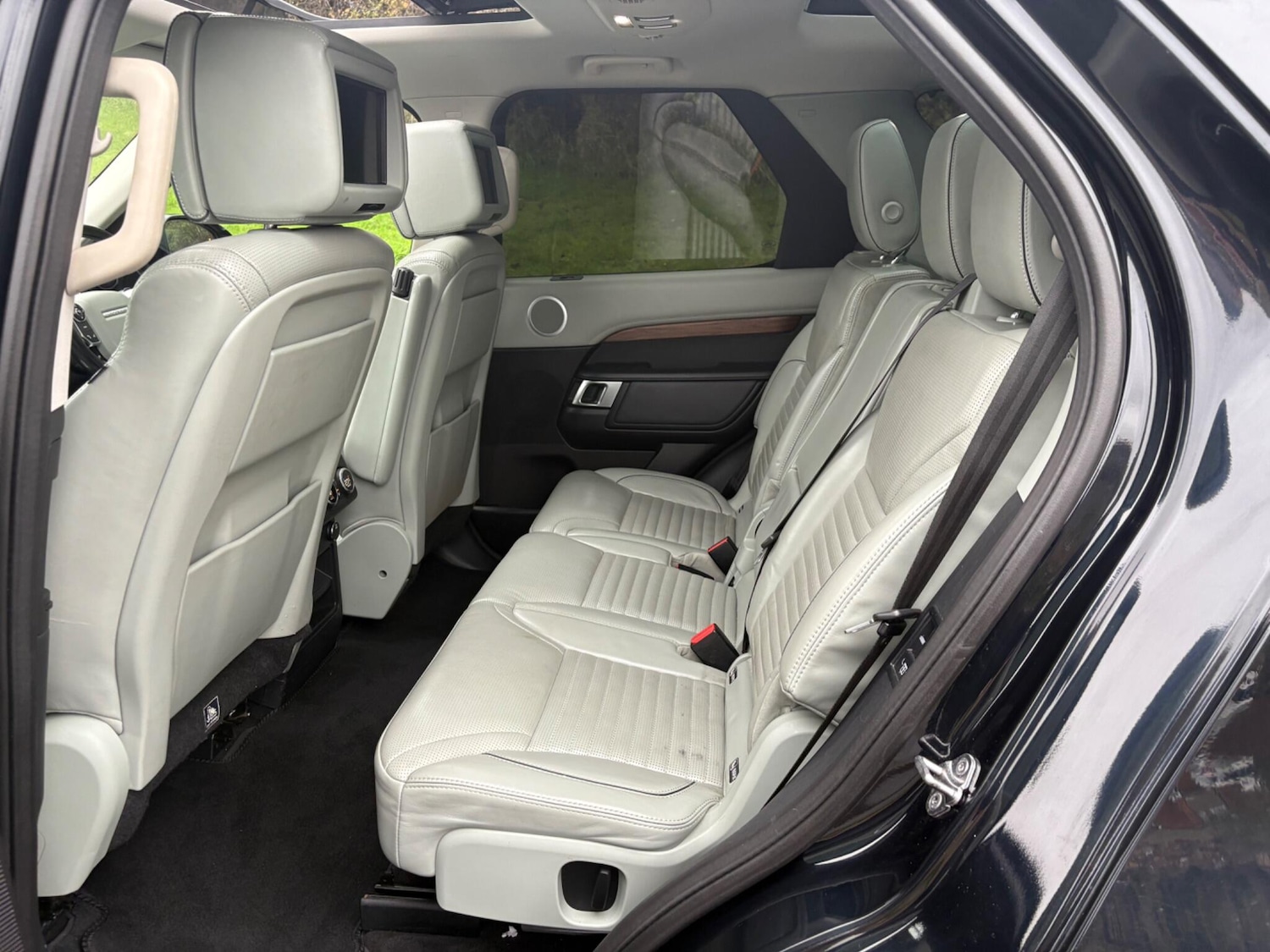 Used Land Rover Discovery 2017 for sale - 76731740: Photo 20