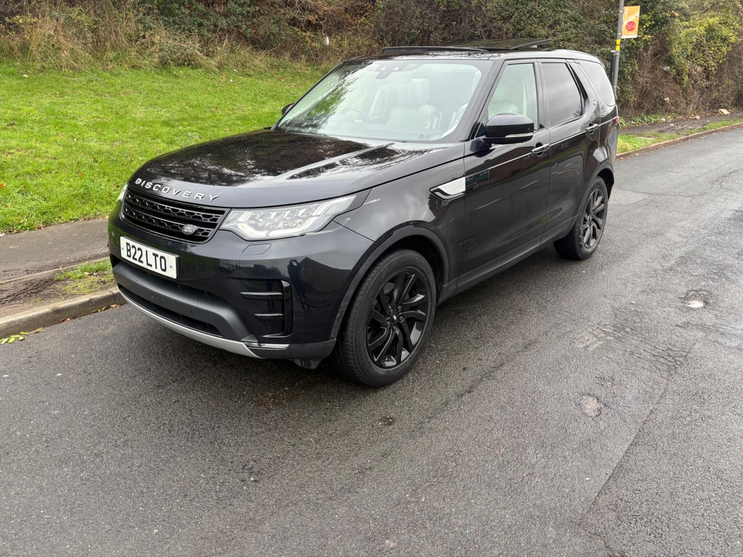 Used Land Rover Discovery 2017 for sale - 76731740: Photo 50