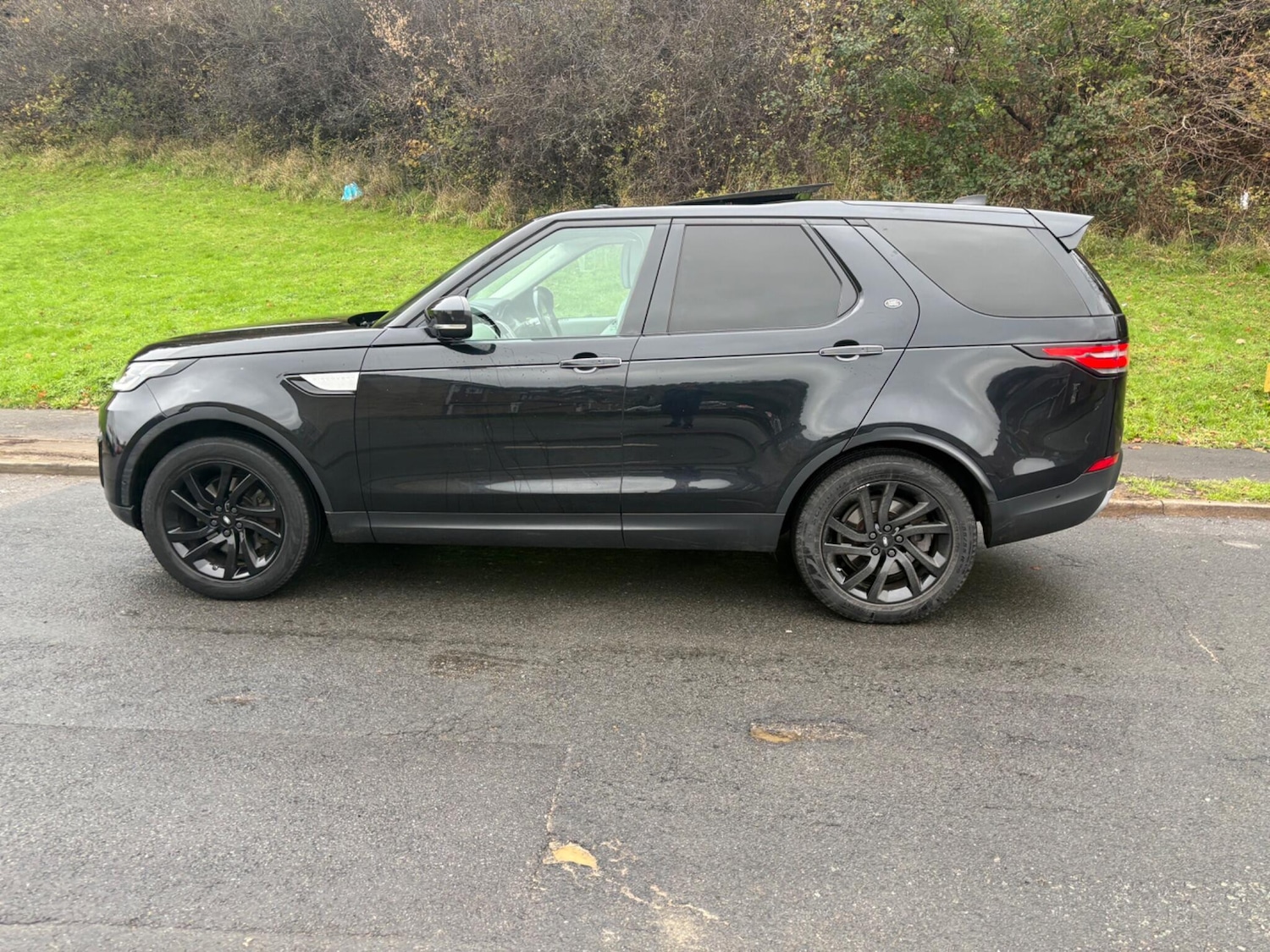 Used Land Rover Discovery 2017 for sale - 76731740: Photo 53