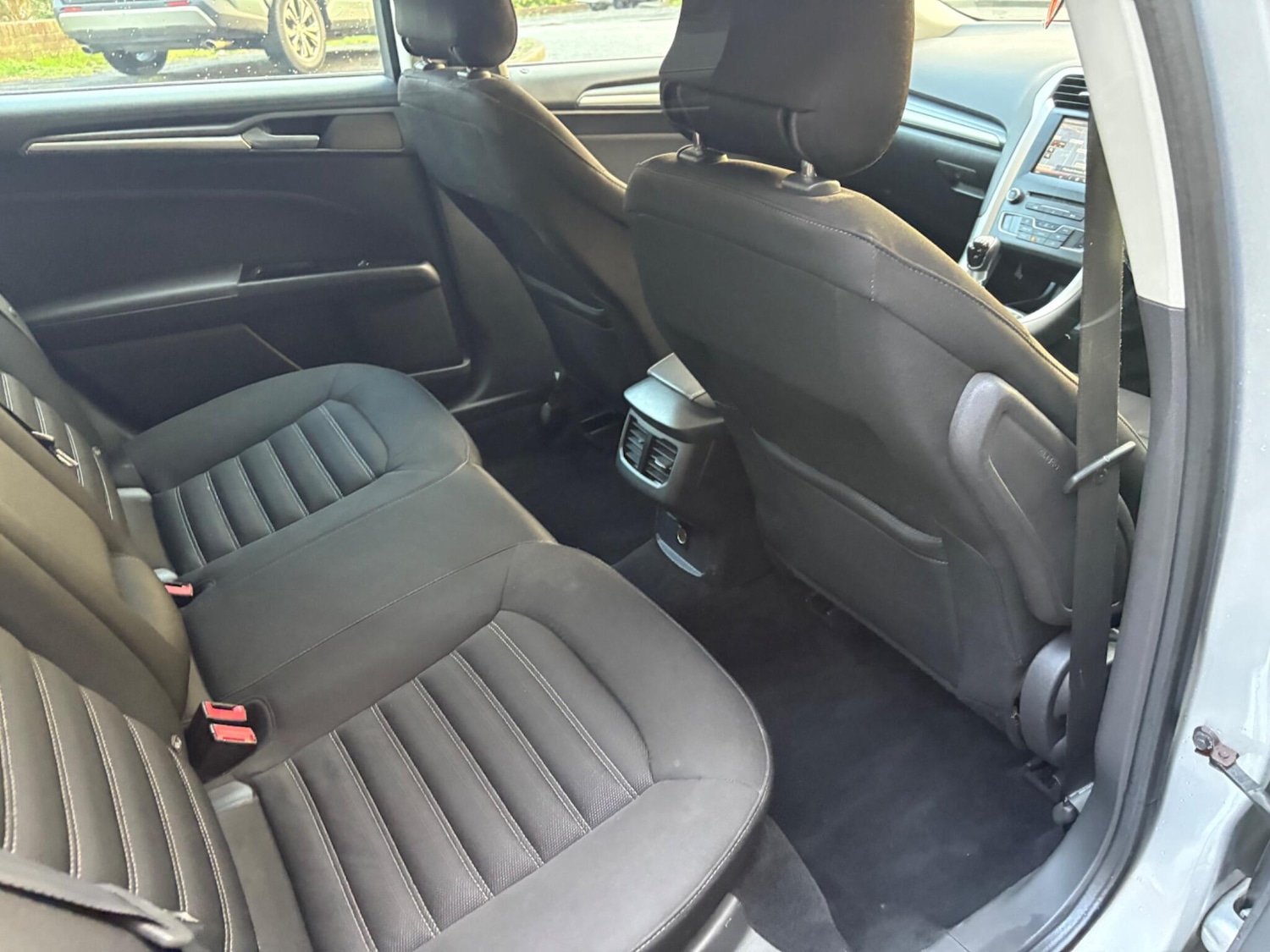 Used Ford Mondeo 2015 for sale - 76851352: Photo 37