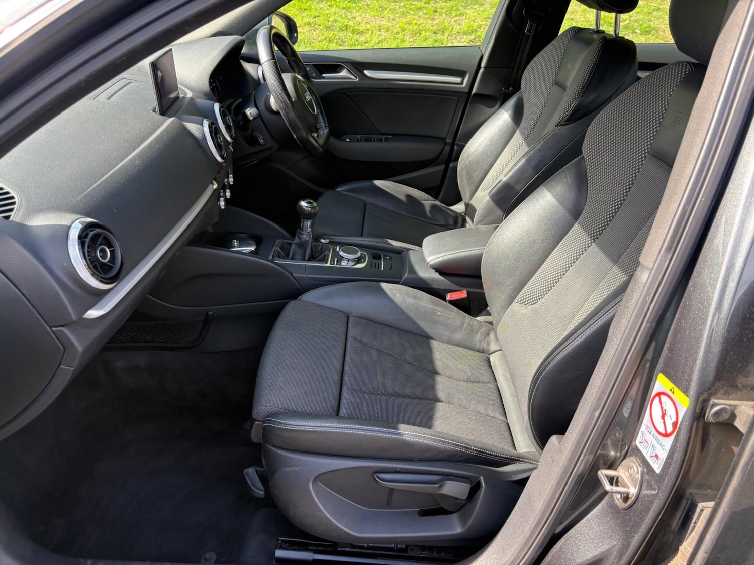 Vehicle 29
