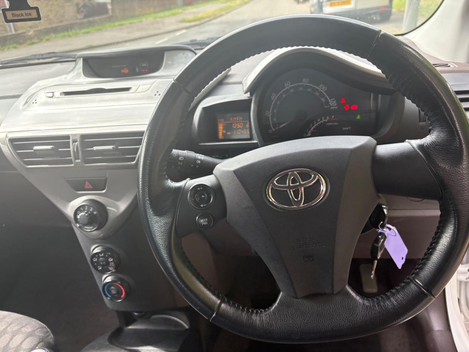 Used Toyota IQ 2009 for sale - 76999602: Photo 17