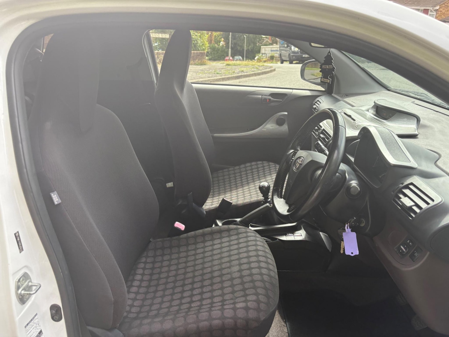 Used Toyota IQ 2009 for sale - 76999602: Photo 23