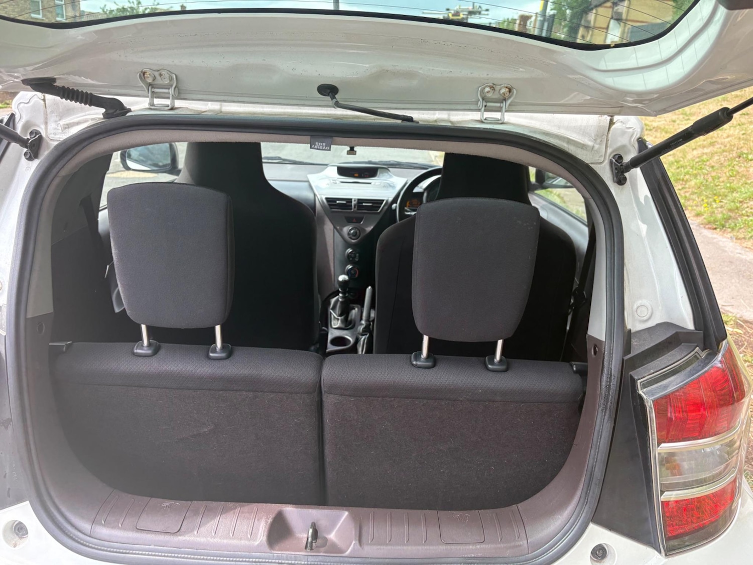 Used Toyota IQ 2009 for sale - 76999602: Photo 24