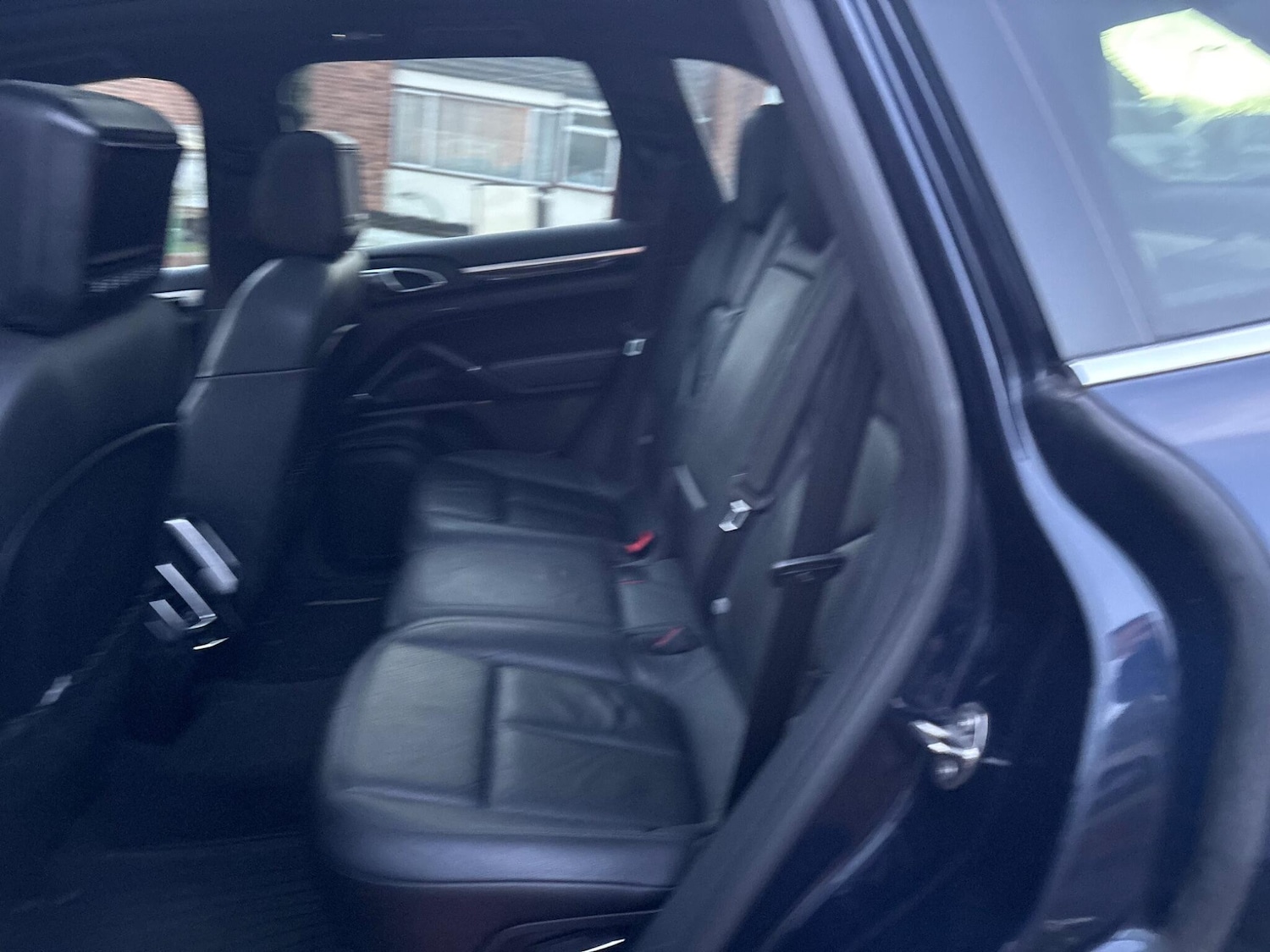 Used Porsche Cayenne 2011 for sale - 76773511: Photo 22