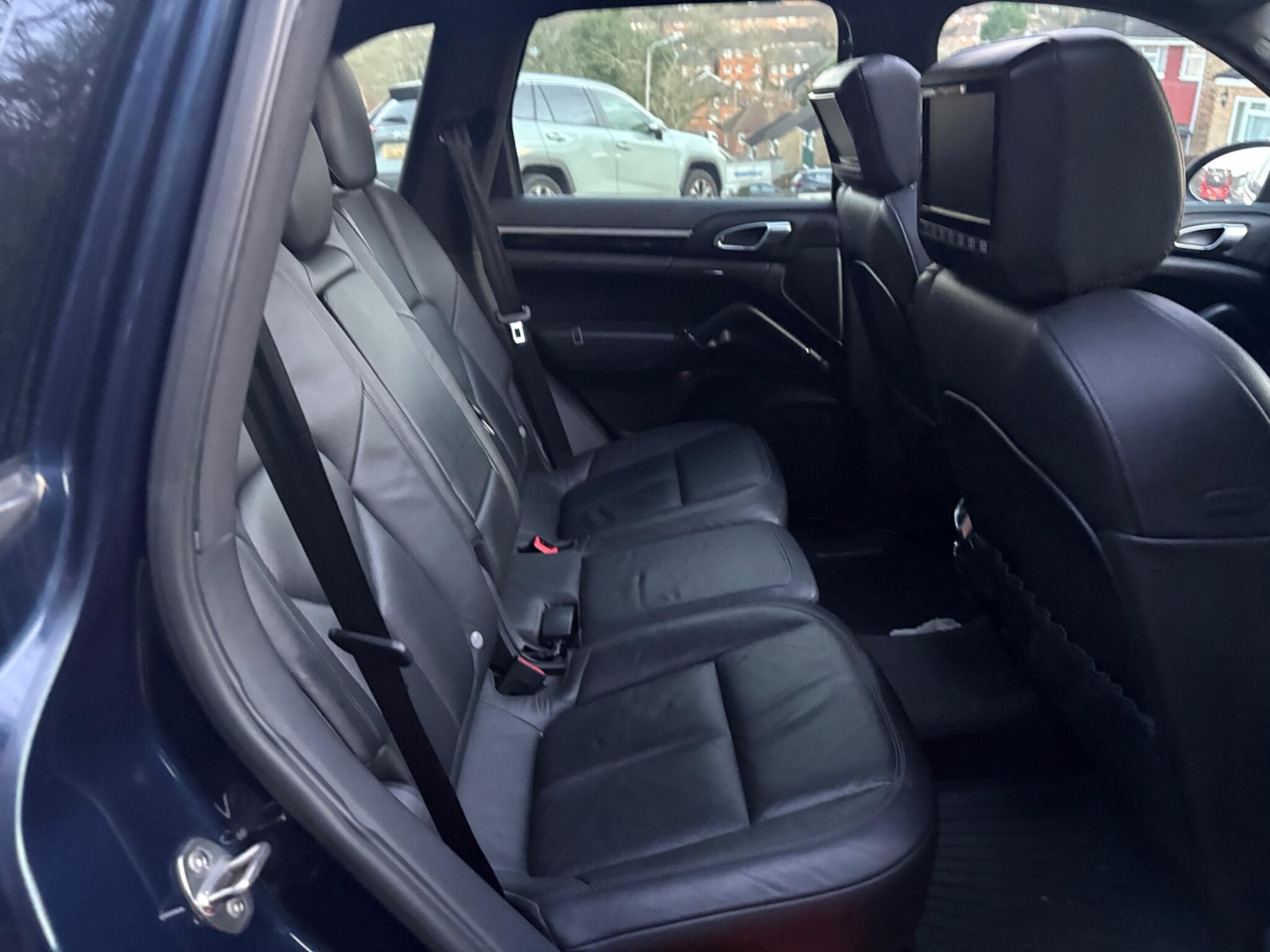 Used Porsche Cayenne 2011 for sale - 76773511: Photo 30