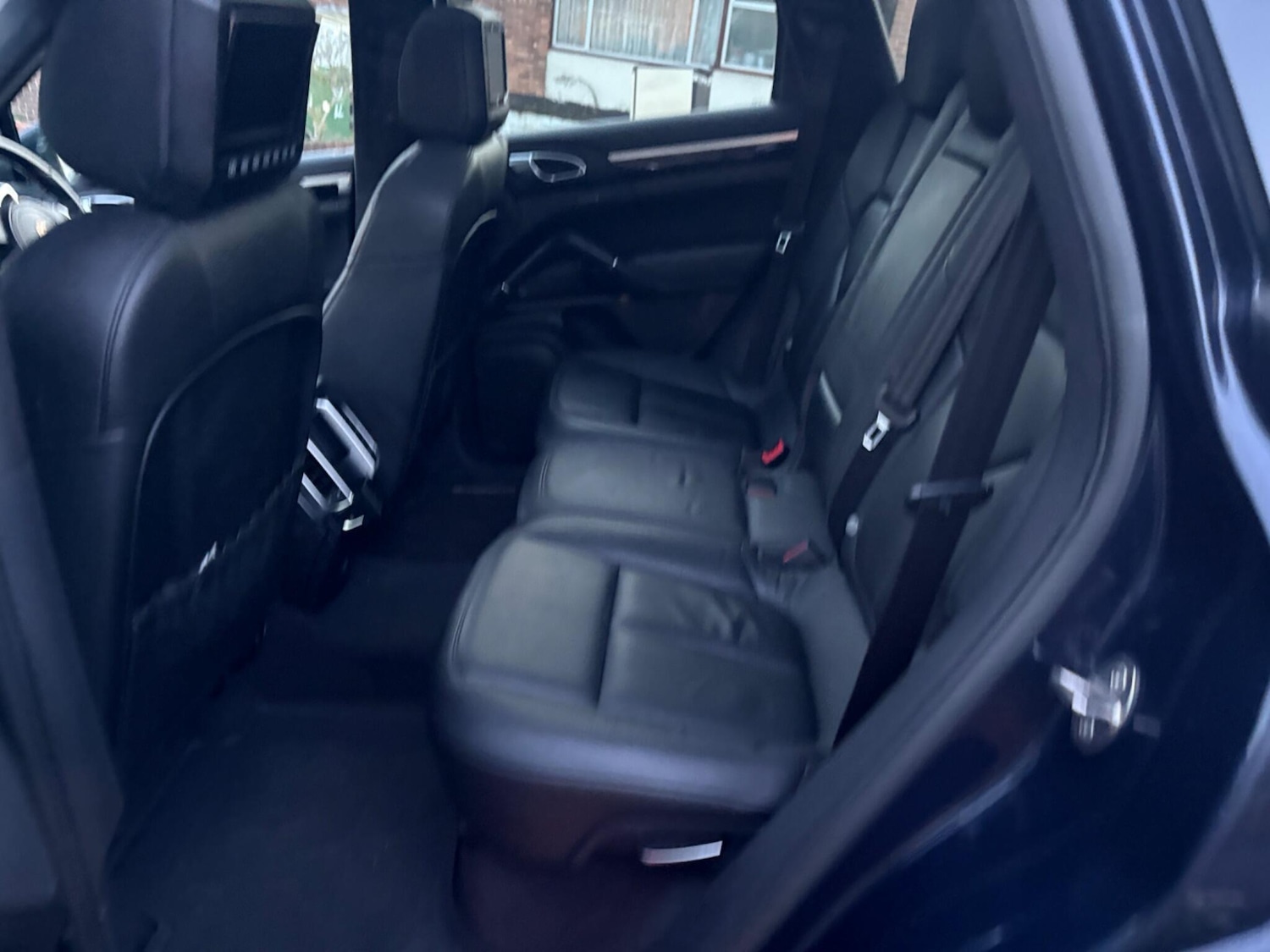 Used Porsche Cayenne 2011 for sale - 76773511: Photo 31