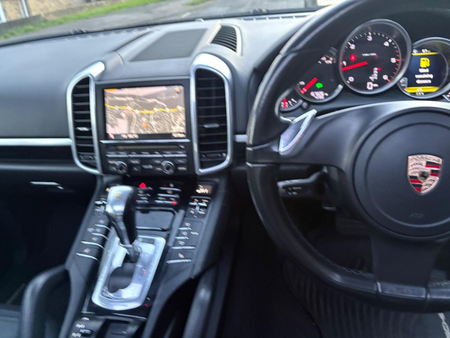 Used Porsche Cayenne 2011 for sale - 76773511: Photo 35