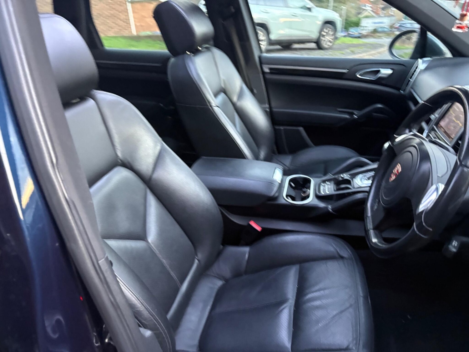 Used Porsche Cayenne 2011 for sale - 76773511: Photo 36