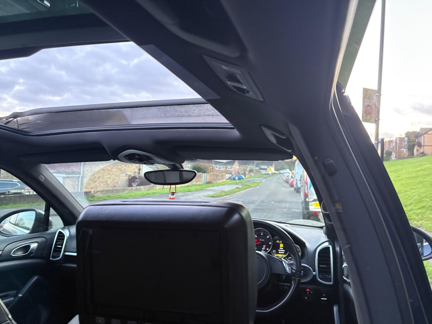 Used Porsche Cayenne 2011 for sale - 76773511: Photo 39