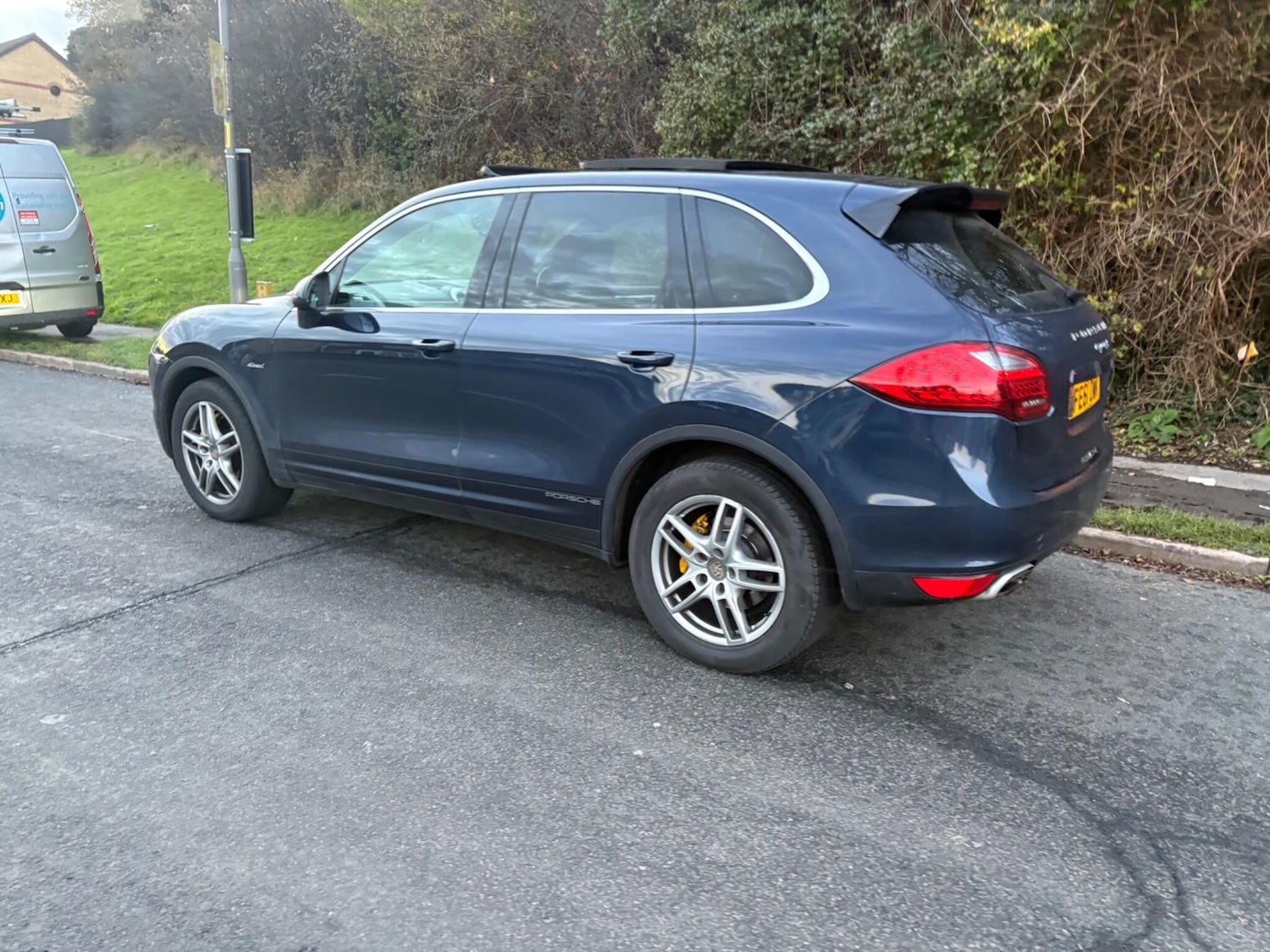 Used Porsche Cayenne 2011 for sale - 76773511: Photo 56