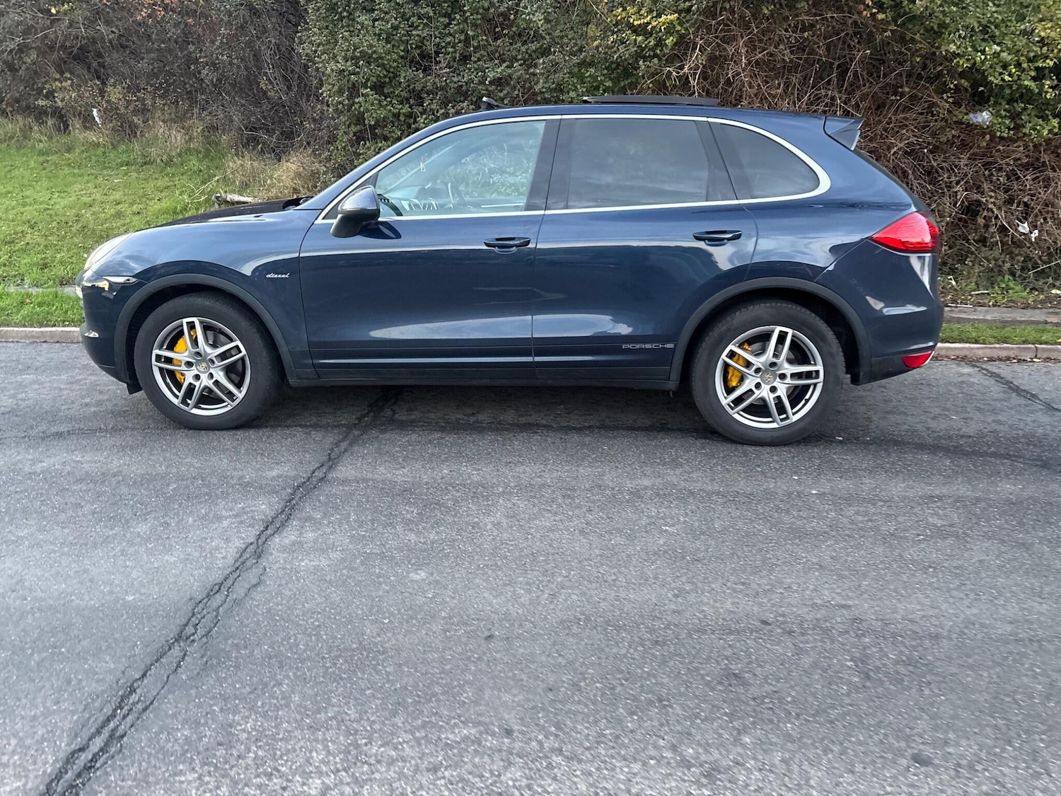 Used Porsche Cayenne 2011 for sale - 76773511: Photo 57