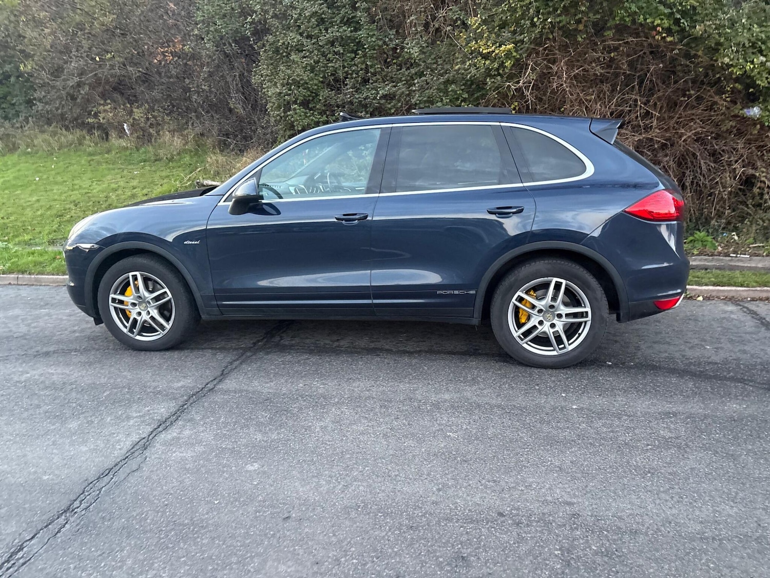Used Porsche Cayenne 2011 for sale - 76773511: Photo 58