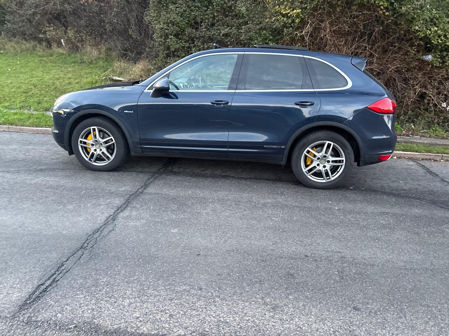 Used Porsche Cayenne 2011 for sale - 76773511: Photo 69