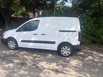 Used Peugeot Partner 2017 for sale - 79476065: Photo