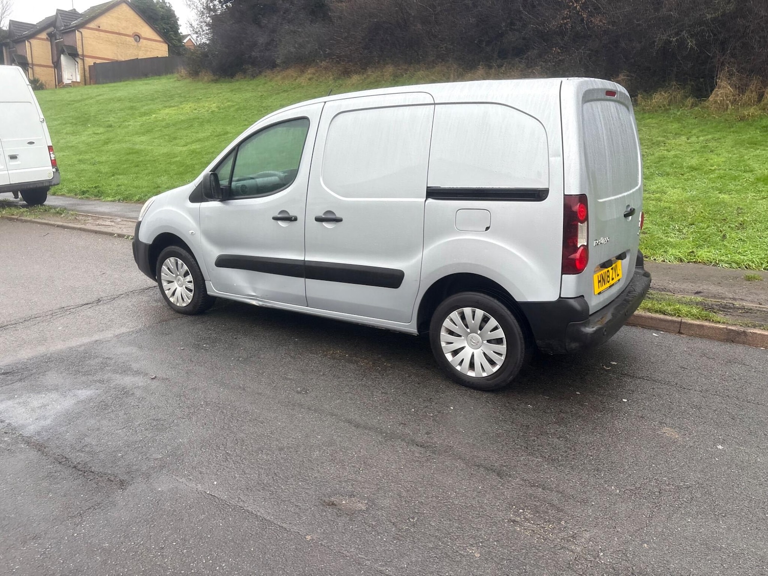 Used Citroen Berlingo 2018 for sale - 77013948: Photo 2