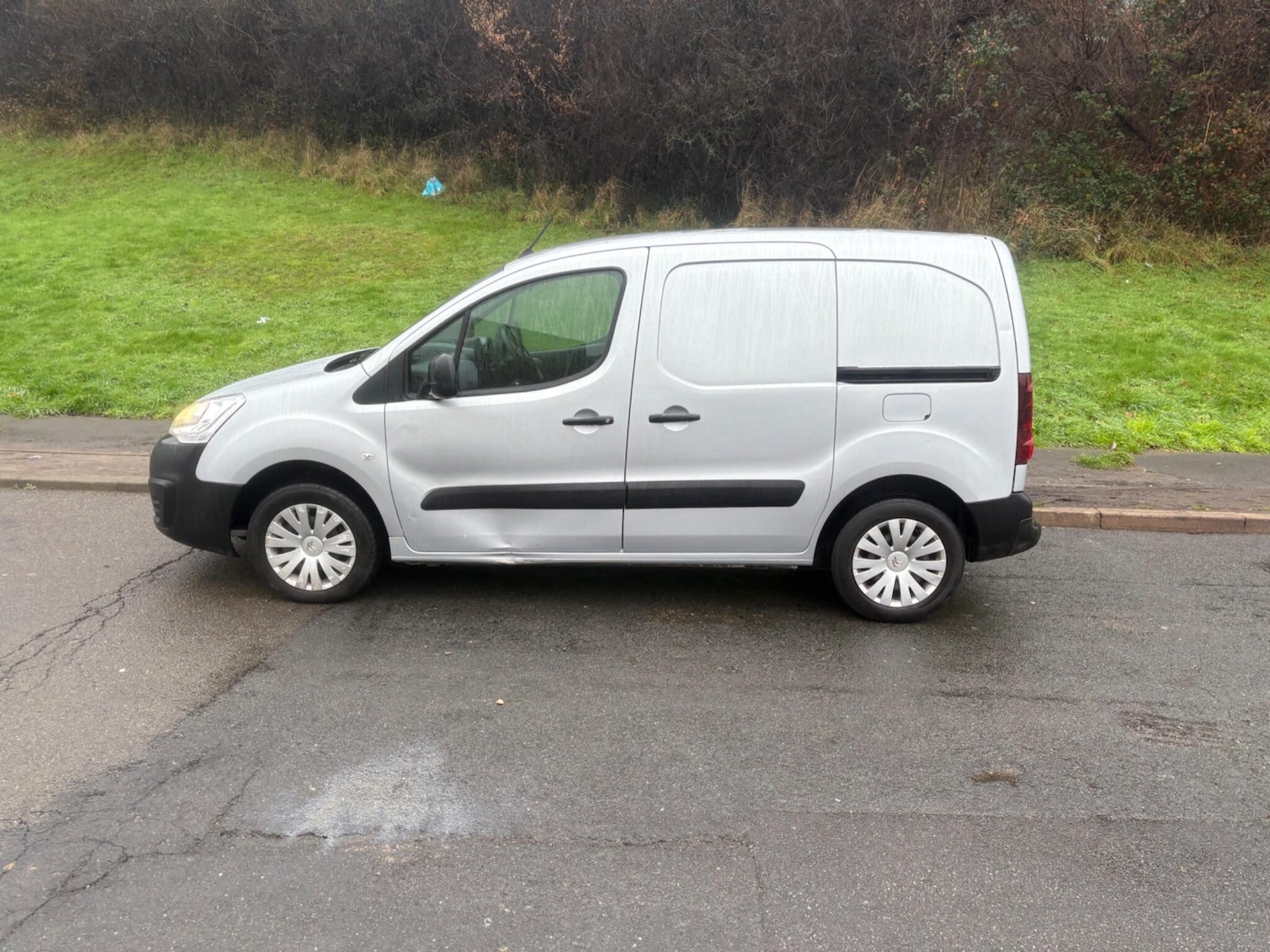 Used Citroen Berlingo 2018 for sale - 77013948: Photo 3