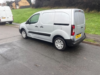 Used Citroen Berlingo 2018 for sale - 77013948: Photo