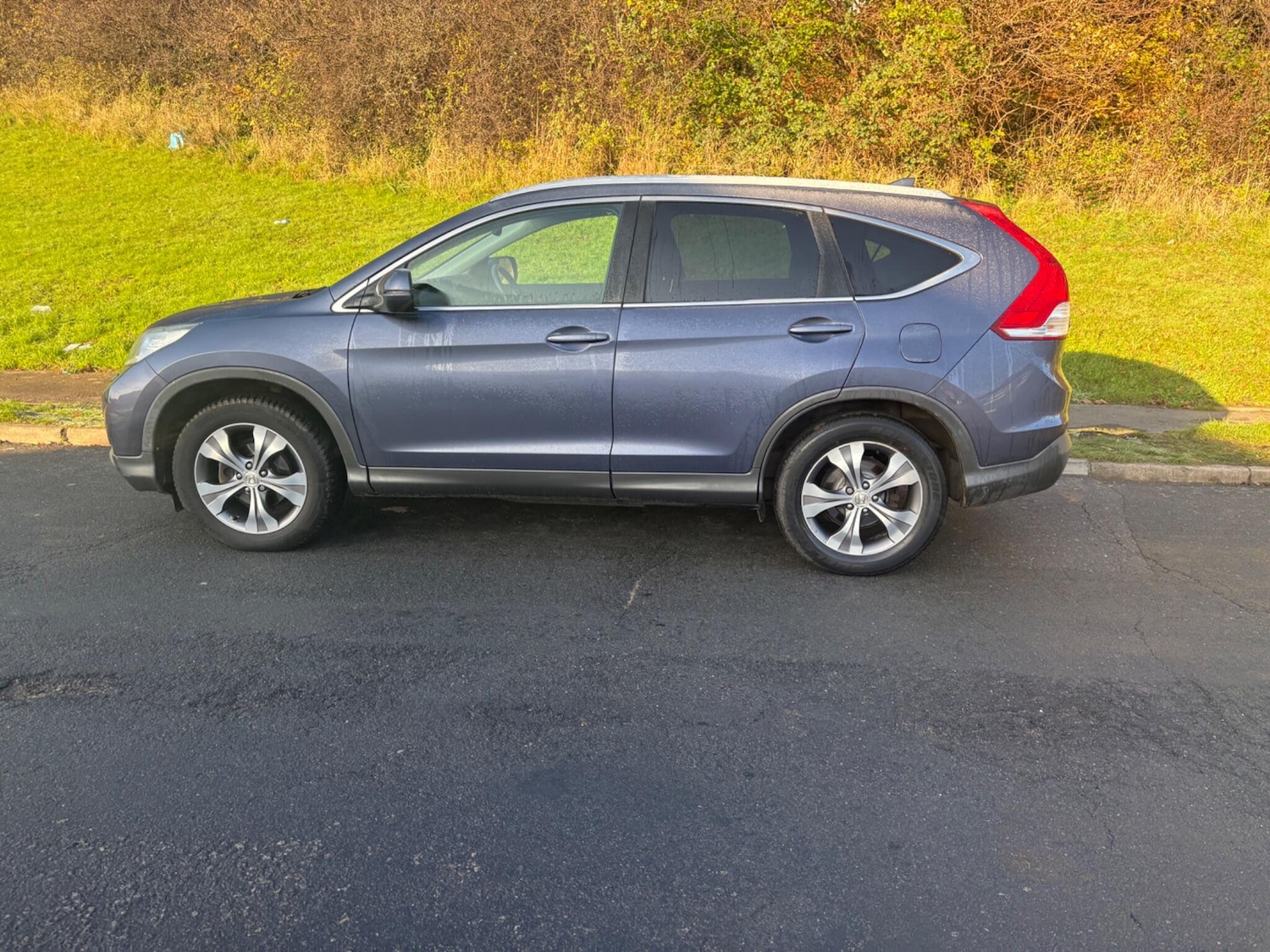 Used Honda CR-V 2014 for sale - 76717618: Photo 2