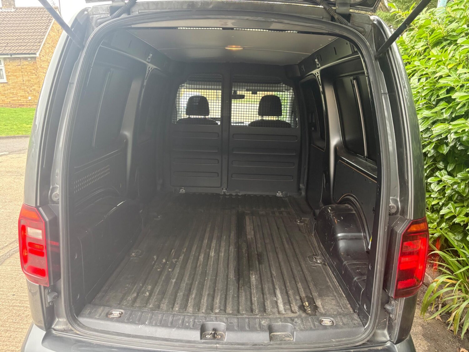 Used Volkswagen Caddy Maxi for sale - 77660471: Photo 33