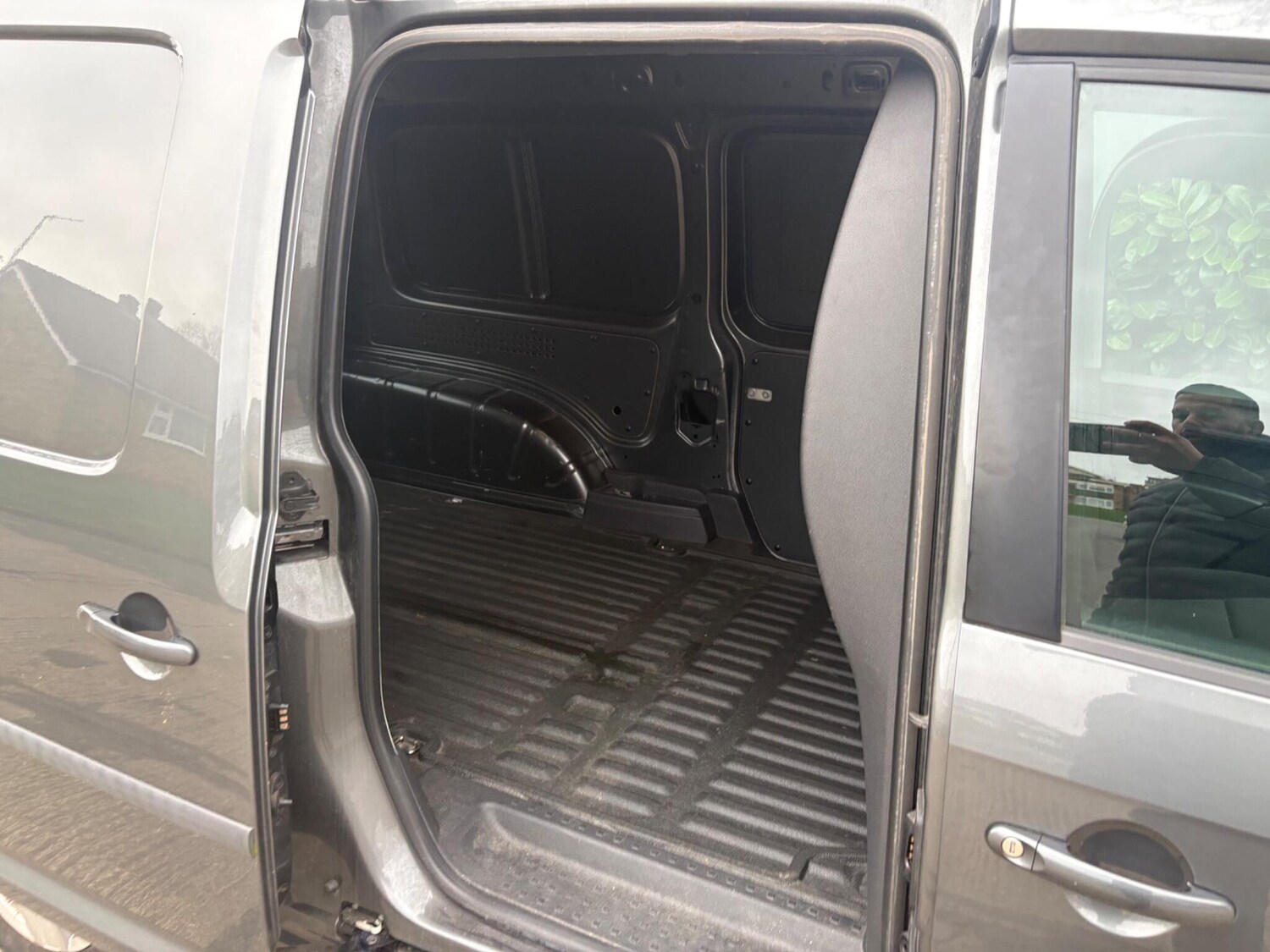 Used Volkswagen Caddy Maxi for sale - 77660471: Photo 34