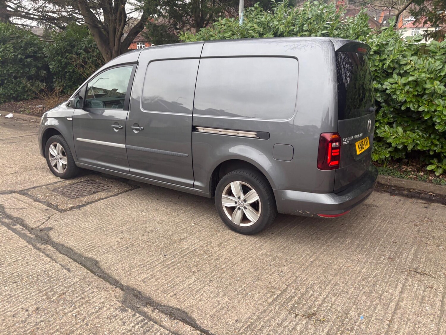 Used Volkswagen Caddy Maxi for sale - 77660471: Photo 77