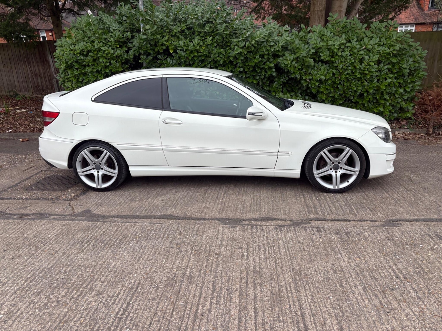 Used Mercedes-Benz CLC Class 2009 for sale - 77080109: Photo 8