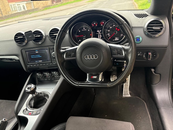 Used Audi TT 2010 for sale - 76217660: Photo 25
