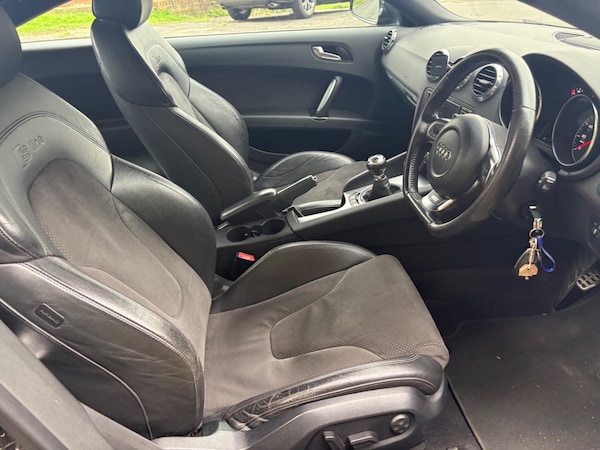 Used Audi TT 2010 for sale - 76217660: Photo 28