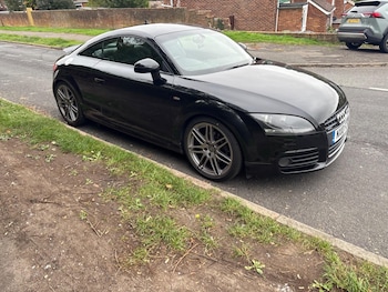 Used Audi TT 2010 for sale - 76217660: Photo 4