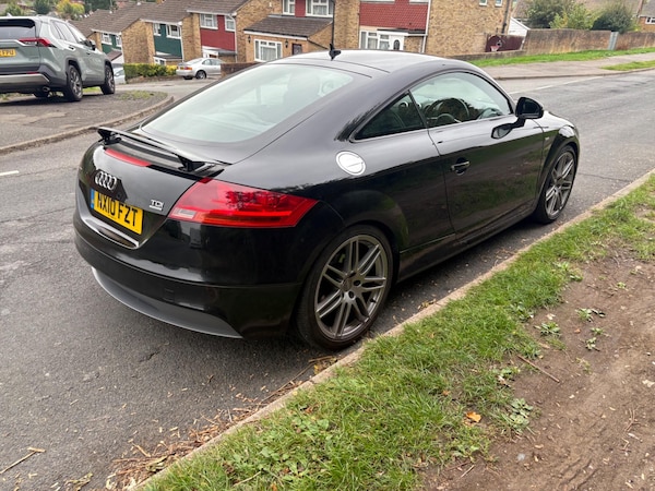 Used Audi TT 2010 for sale - 76217660: Photo 5