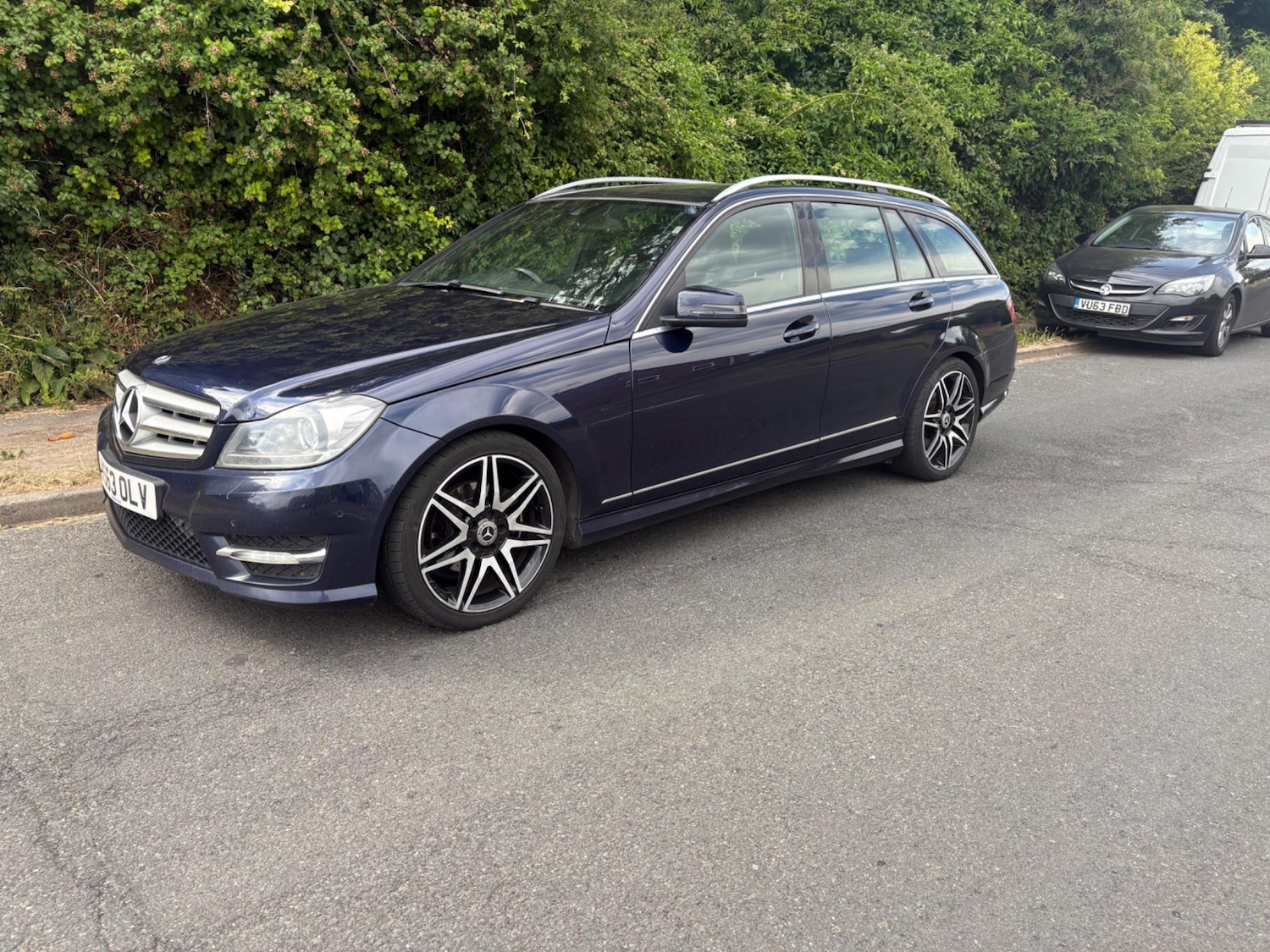 Used Mercedes-Benz C-Class 2014 for sale - 76102065: Photo 1