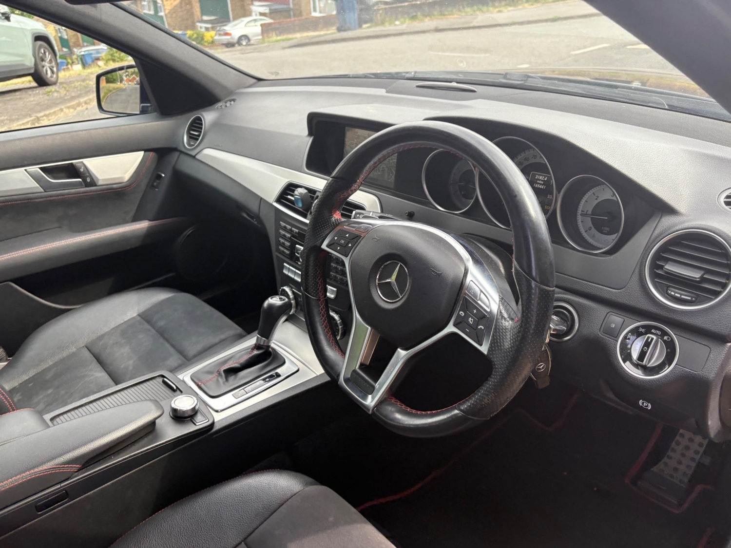 Used Mercedes-Benz C-Class 2014 for sale - 76102065: Photo 16