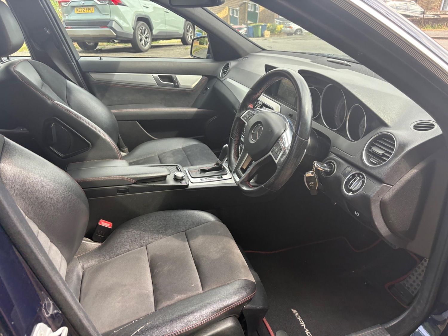 Used Mercedes-Benz C-Class 2014 for sale - 76102065: Photo 22
