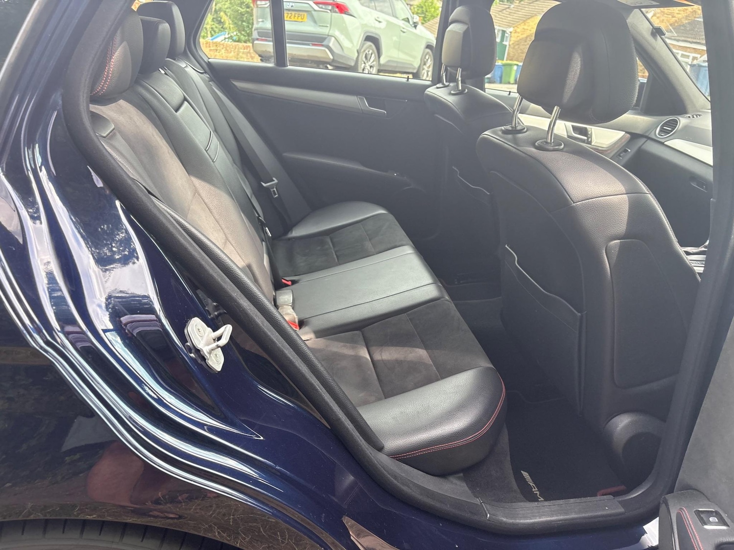 Used Mercedes-Benz C-Class 2014 for sale - 76102065: Photo 26