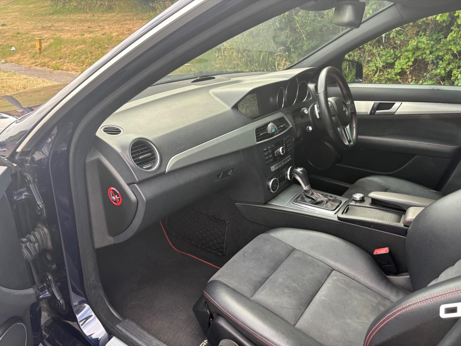 Used Mercedes-Benz C-Class 2014 for sale - 76102065: Photo 36