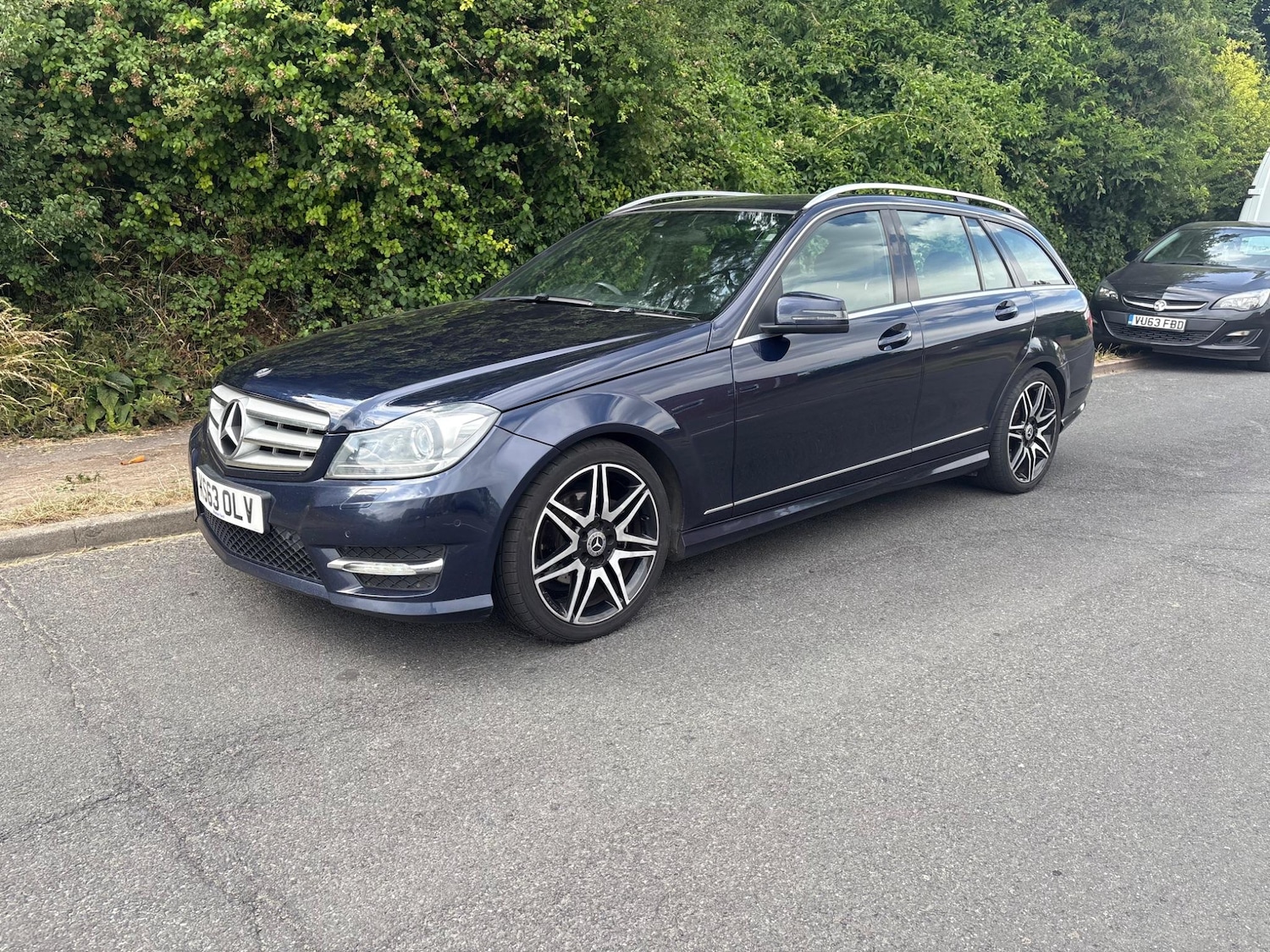 Used Mercedes-Benz C-Class 2014 for sale - 76102065: Photo 5