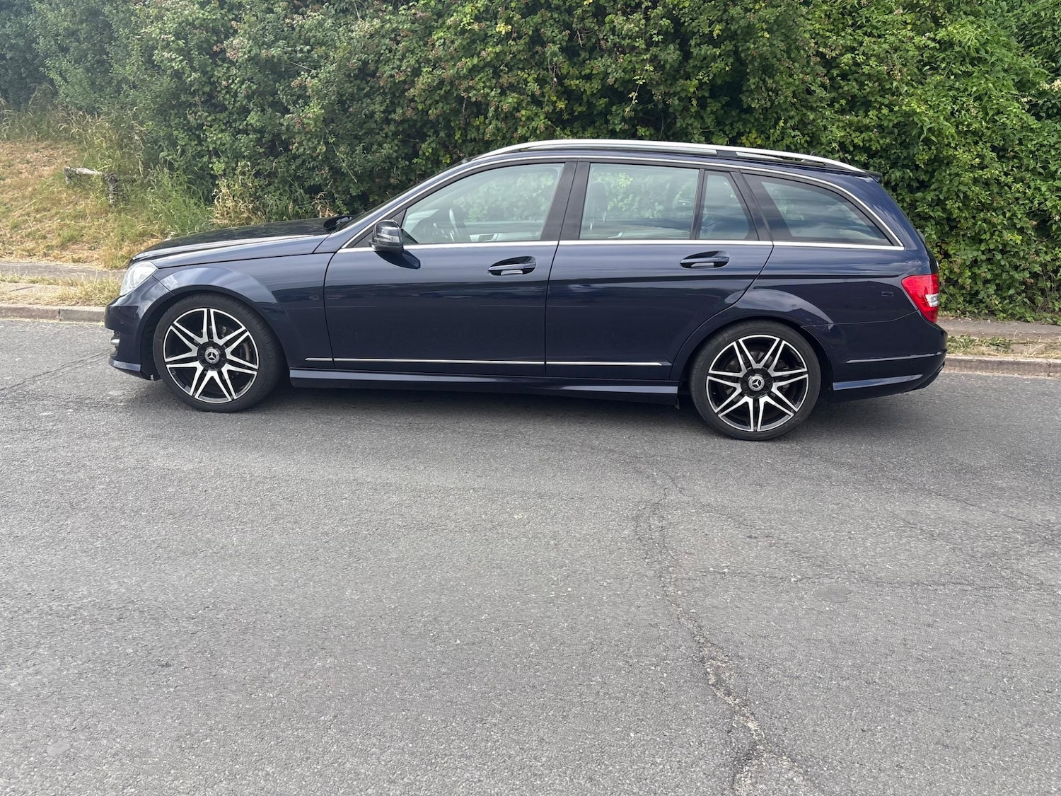 Used Mercedes-Benz C-Class 2014 for sale - 76102065: Photo 6
