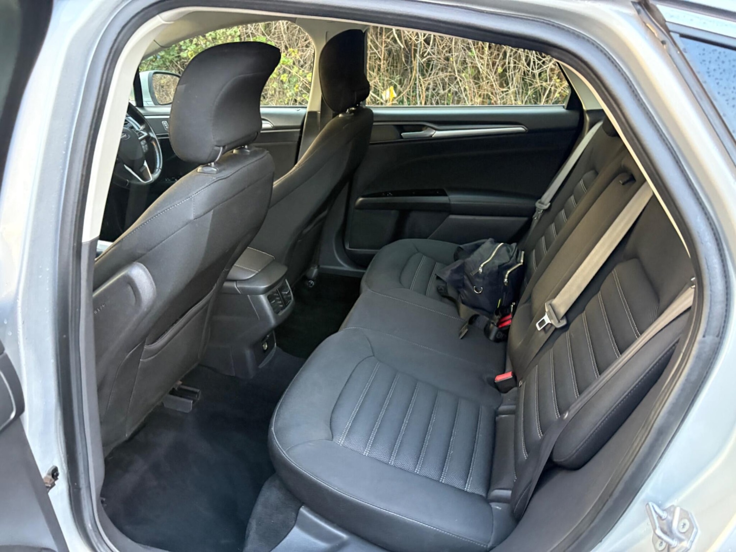 Used Ford Mondeo 2015 for sale - 77018446: Photo 21