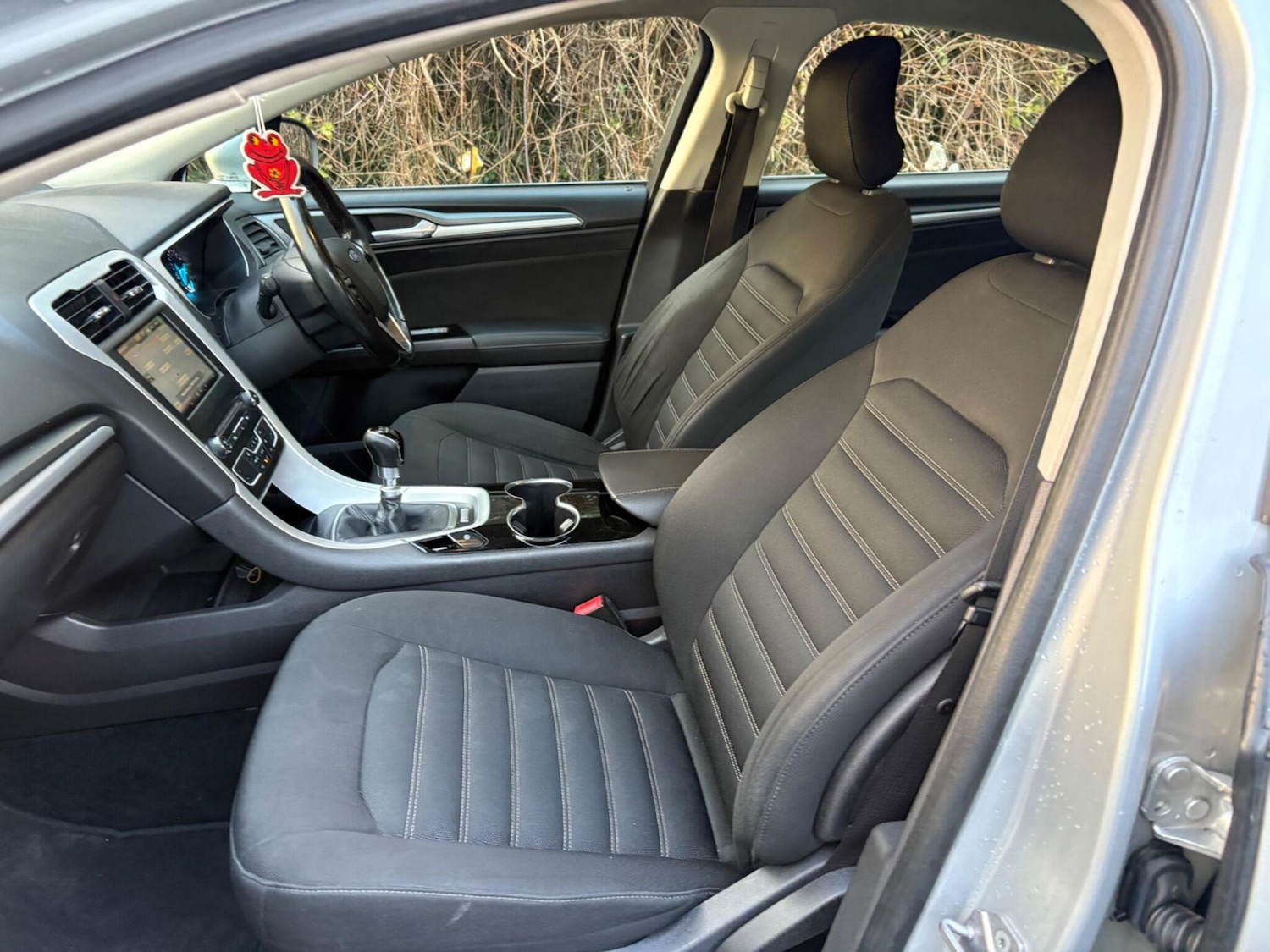 Used Ford Mondeo 2015 for sale - 77018446: Photo 22